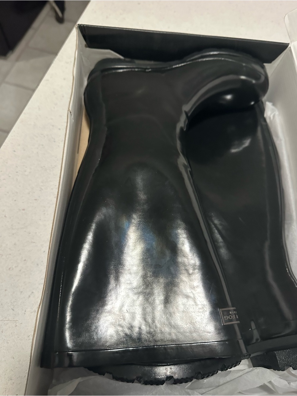 London Fog Black Glossy Chelsea-Style Rain Boots